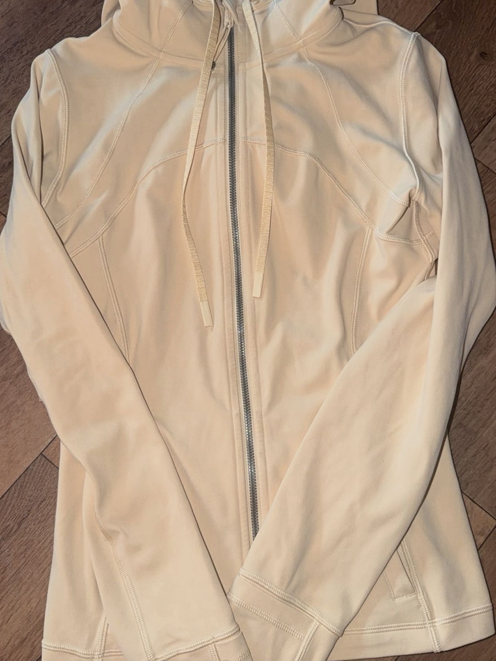 Lululemon Jacket - Picture 2 of 4